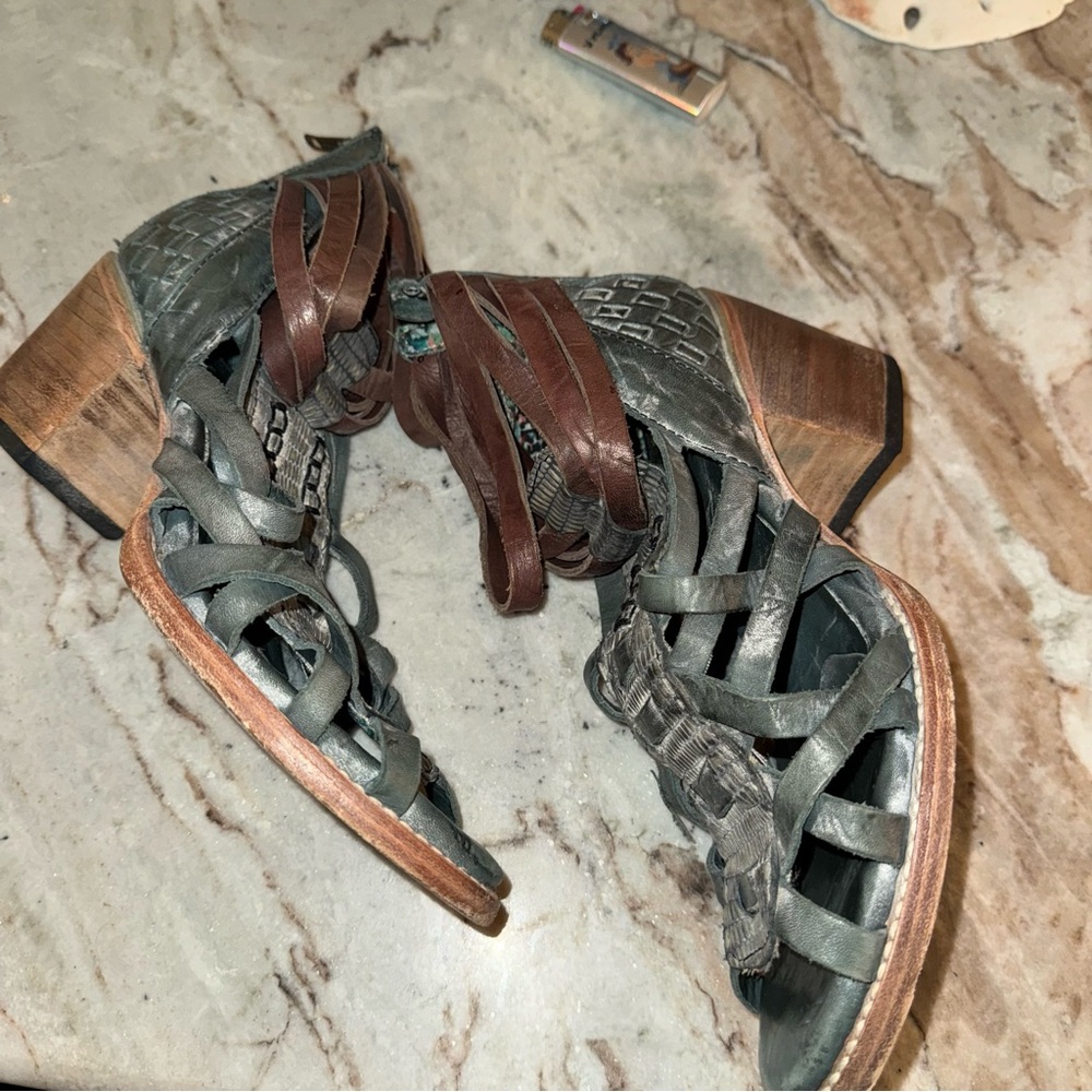 Freebird Women's Heeled Sandals in Gray and Brown - Picture 2 of 6